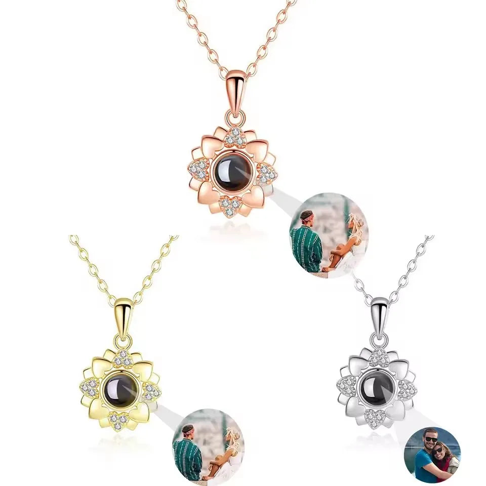 Personalized Heart Necklace with Photo – Romantic Projection Necklace for Valentine’s Day